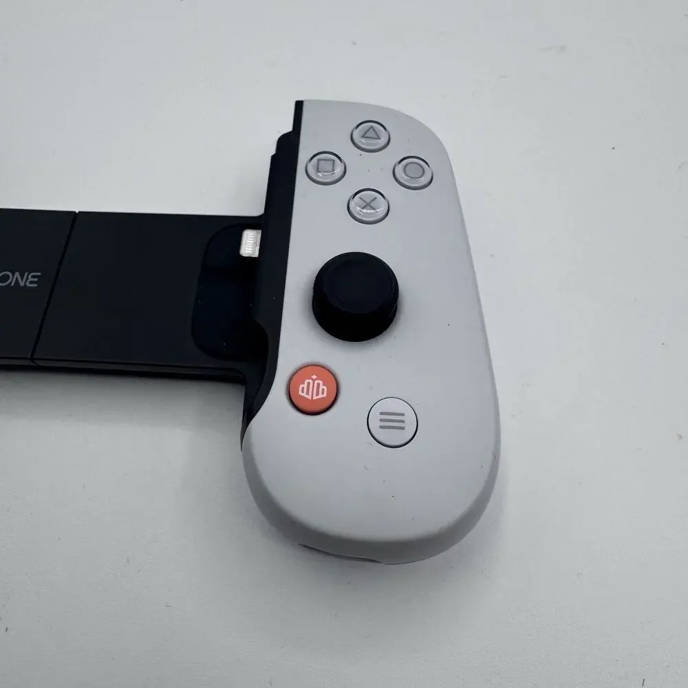 Backbone BB-02-W-SW One PlayStation Edition Lightning Mobile Gaming Controller